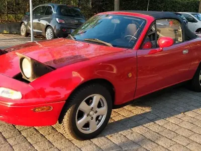 Używany Mazda MX5 116 KM (85 kW) 1990 Czerwony Kabriolet