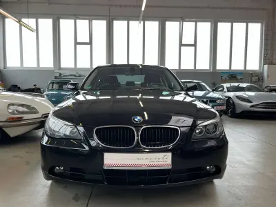 Gebraucht BMW 530 231 PS (169 kW) 2003 Saphire black Limousine