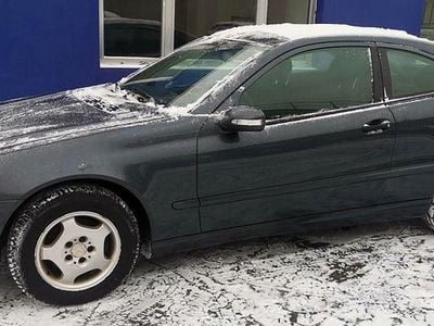 Gebraucht Mercedes C200 122 PS (89 kW) 2009 Schwarz Coupé