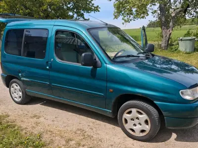 Occasion Citroën Berlingo 75 ch (55 kW) 1998 Vert Monospace