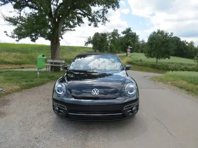 Gebraucht VW Beetle Design 110 PS (80 kW) 2017 Schwarz Kleinwagen