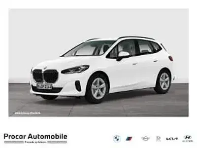 Gebraucht BMW 220 170 PS (125 kW) 2025 Weiß (alpinweiss) Coupé