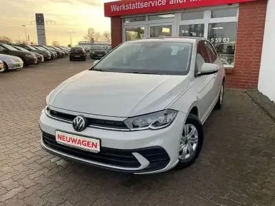 Neu VW Polo Basis 80 PS (58 kW) 2025 Grau Limousine