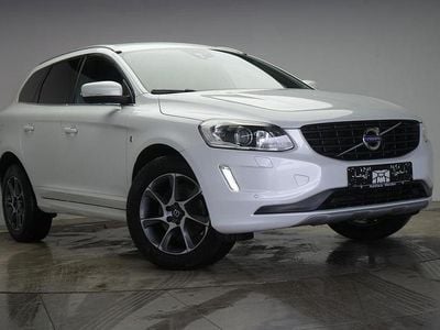 Crystal white pearl Gebraucht 2015 Volvo XC60 Ocean Race SUV | 18.990 € (Fairer Preis)