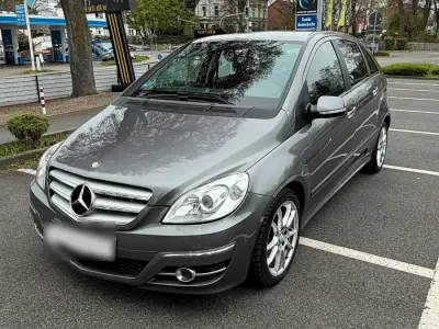 Second-hand Mercedes B200 140 CP (102 kW) 2010 Gri Monovolum