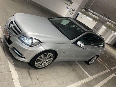 Gebraucht Mercedes C350 306 PS (225 kW) 2011 Silber Kombi