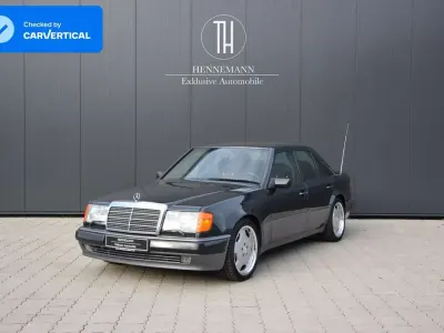 Gebraucht Mercedes E500 320 PS (235 kW) 1992 Schwarz Limousine