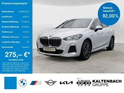 Gebraucht BMW 225 Active Tourer M Sport 245 PS (180 kW) 2022 Weiß Van / Kleinbus