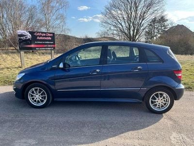 Gebraucht Mercedes E200 Edition 193 PS (141 kW) 2008 Blau Kombi