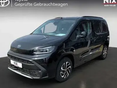 Neu Toyota Proace Verso City 110 PS (80 kW) 2026 Schwarz Kombi