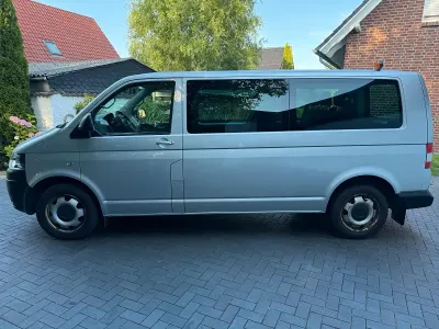 Gebraucht VW T5 102 PS (75 kW) 2014 Silber Van