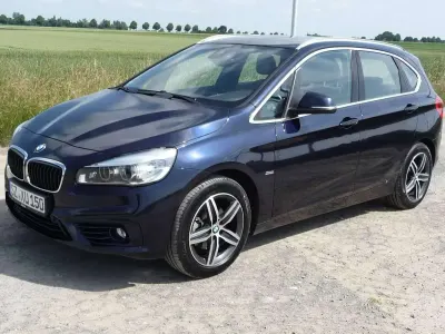 Gebraucht BMW 218 Active Tourer Sport Line 150 PS (110 kW) 2016 Blau Van / Kleinbus
