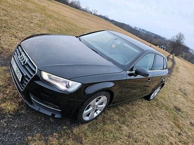 Gebraucht Audi A3 Sportback 105 PS (77 kW) 2013 Schwarz Kleinwagen