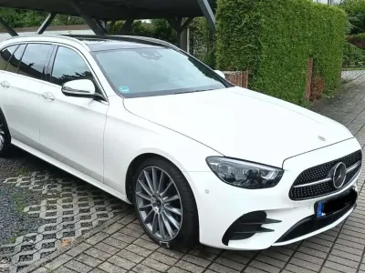 Gebraucht Mercedes E220 AMG line 194 PS (142 kW) 2020 Weiß Kombi