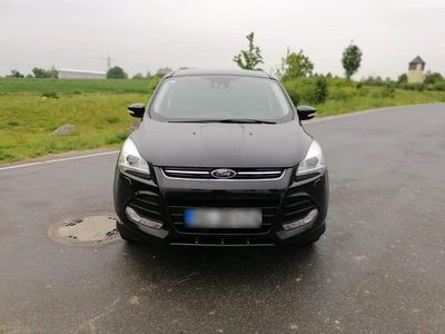 Gebraucht Ford Kuga Individual 182 PS (133 kW) 2014 Schwarz SUV