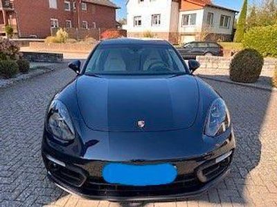Blau Gebraucht 2021 Porsche Panamera 4S Sport Turismo Limousine | 94.000 € (Teuer)