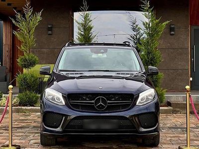 Gebraucht Mercedes GLE43 AMG AMG 350 PS (257 kW) 2017 Schwarz SUV