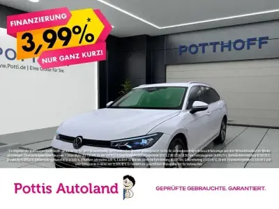 Gebraucht VW Passat Business 204 PS (150 kW) 2025 Pure white Kombi