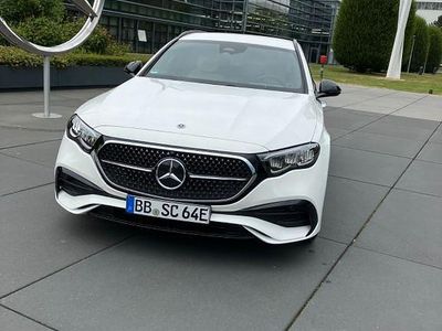 Gebraucht Mercedes E300 Advanced 204 PS (150 kW) 2025 Weiß Kombi