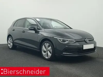 Gebraucht VW Golf VIII 131 PS (96 kW) 2024 Grau Limousine