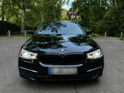 Gebraucht BMW 520 Sport Line 184 PS (135 kW) 2017 Schwarz Limousine