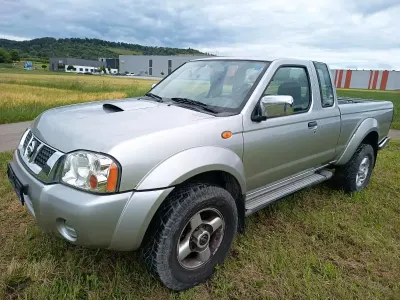 Gebraucht Nissan Navara 133 PS (97 kW) 2002 Grau Pickup