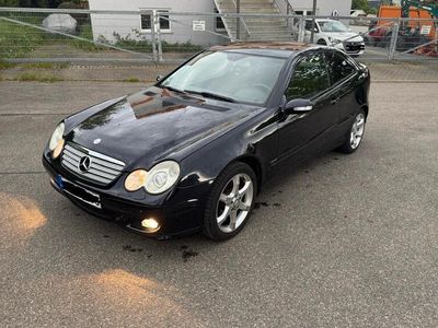 Mercedes C180