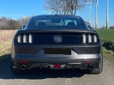 Gebraucht Ford Mustang GT 421 PS (309 kW) 2017 Grau Coupé