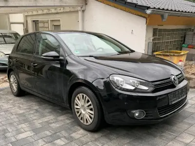 Gebraucht VW Golf VI Style 140 PS (102 kW) 2011 Schwarz Kleinwagen