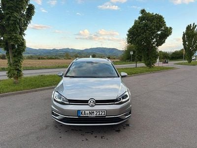 Second-hand VW Golf VII Highline 150 CP (110 kW) 2018 Argintiu Break