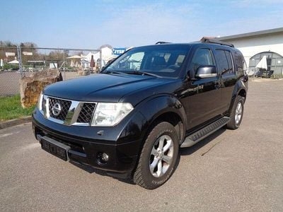 Second-hand Nissan Pathfinder 171 CP (125 kW) 2007 Negru SUV