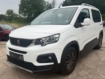 Gebraucht Peugeot Rifter Allure 110 PS (80 kW) 2019 Van / Kleinbus
