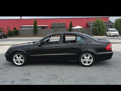 Schwarz Gebraucht 2006 Mercedes E280 Avantgarde Limousine | 6.500 € (Fairer Preis)