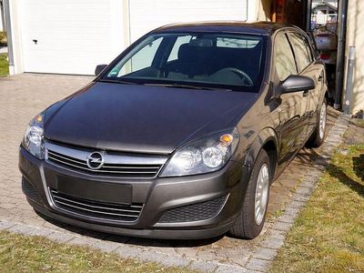 Gebraucht Opel Astra 90 PS (66 kW) 2009 Grau Limousine