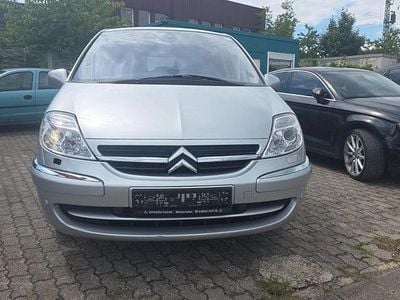 Citroën C8