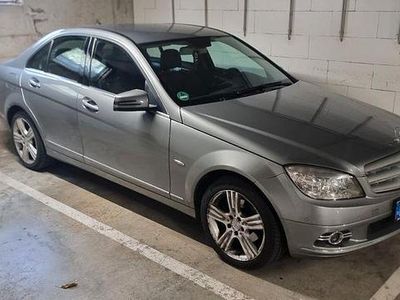 Silber Gebraucht 2010 Mercedes C220 Avantgarde Limousine | 6.800 €