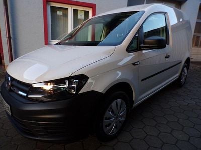 Gebraucht VW Caddy 102 PS (75 kW) 2020 Weiß Van / Kleinbus