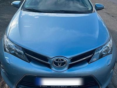 Gebraucht Toyota Auris Life 132 PS (97 kW) 2013 Schwarz Kleinwagen