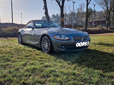 Gebraucht BMW Z4 Sport Line 231 PS (169 kW) 2003 Schwarz Cabrio