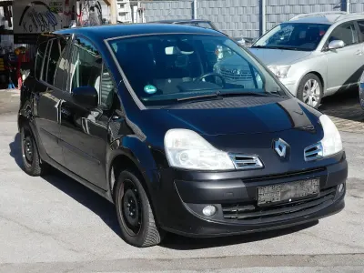 Occasion Renault Grand Modus Night&Day 103 ch (75 kW) 2012 Noir Monospace
