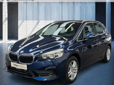 Gebraucht BMW 218 Performance 150 PS (110 kW) 2020 Blau Kombi