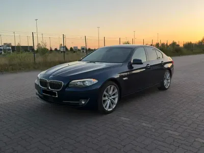 Gebraucht BMW 530 245 PS (180 kW) 2011 Blau Limousine