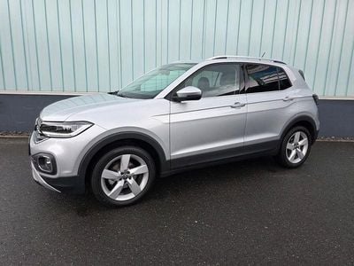 Gebraucht VW T-Cross Pro 150 PS (110 kW) 2023 Reflexsilber SUV