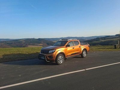 Gebraucht Nissan Navara 190 PS (139 kW) 2016 Orange Pickup