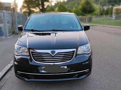 Lancia Voyager