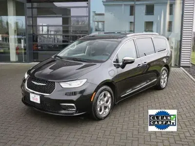 Usado Chrysler Pacifica Limited 264 CV (194 kW) 2021 Negro Monovolumen