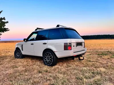 Gebraucht Land Rover Range Rover Vogue 272 PS (200 kW) 2009 Weiß SUV