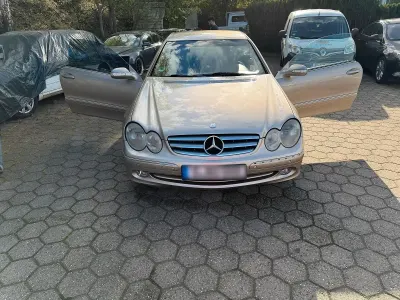 Gebraucht Mercedes CLK270 170 PS (125 kW) 2002 Beige Coupé