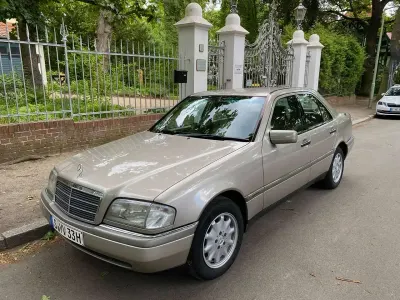 Gebraucht Mercedes C280 Elegance 193 PS (141 kW) 1995 Beige Limousine