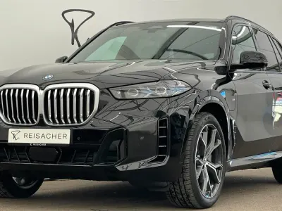 Neu BMW X5 Comfort Edition 490 PS (360 kW) 2026 Saphirschwarz metallic SUV